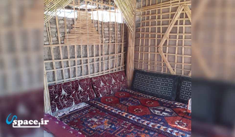 نمای داخلی آلاچیق سنتی اقامتگاه بوم گردی چغازنبیل احمد - شوش - روستای خماط