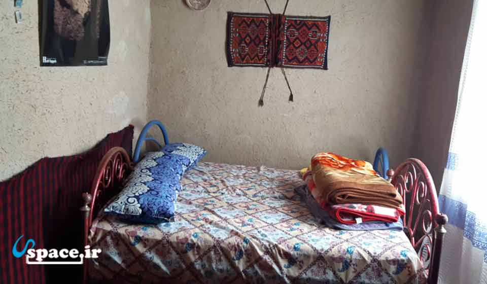 نمای داخلی اتاق های سنتی اقامتگاه بوم گردی چغازنبیل احمد - شوش - روستای خماط